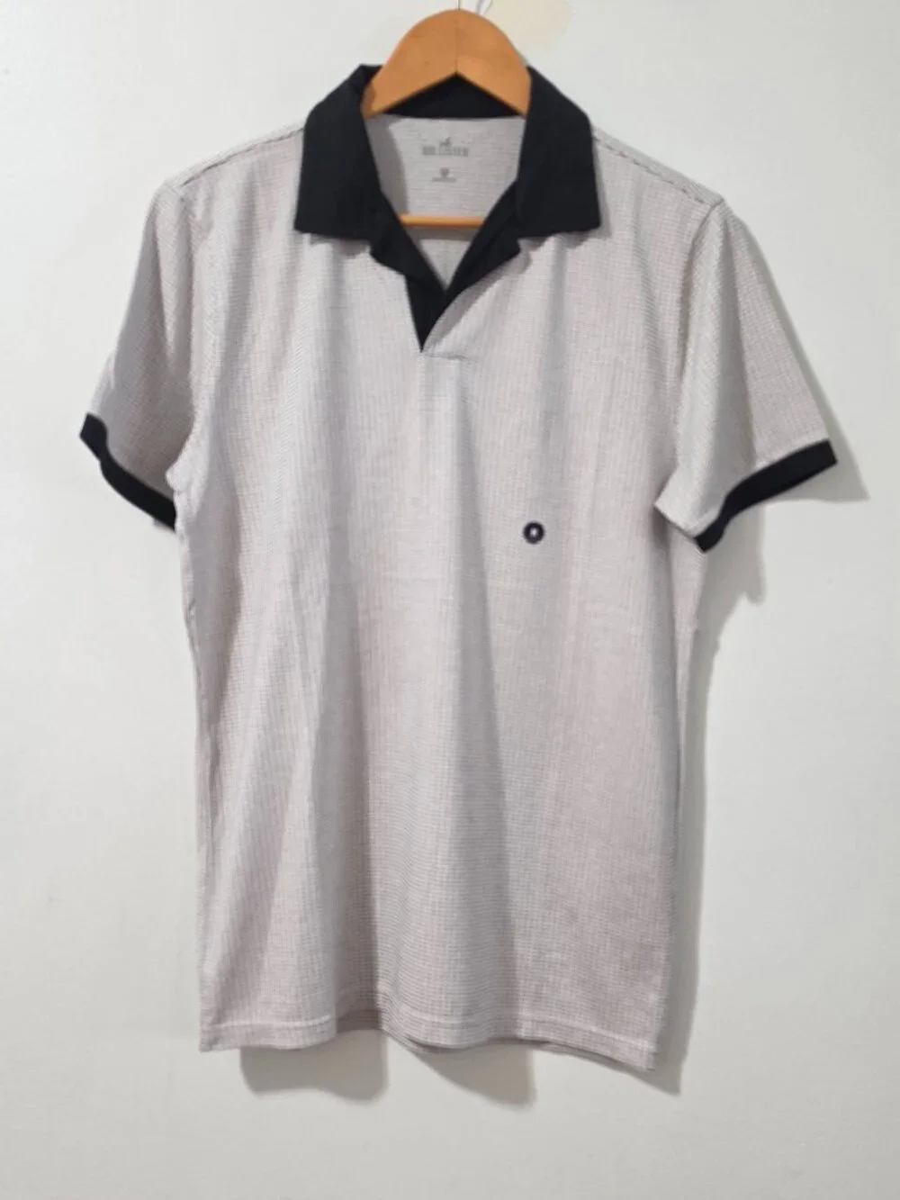 Hollister men polo